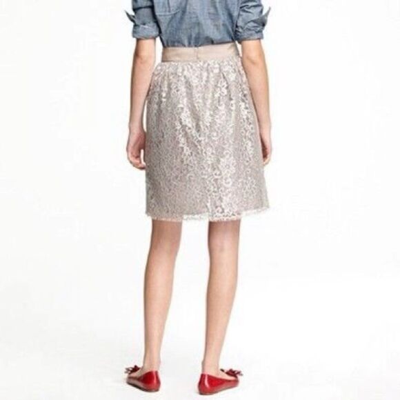 J. Crew Lace Skirt in Gold Metallic Holiday Size 2 - Picture 4 of 14